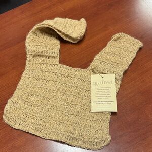 Qrafted hand crochet knot handbag // 121021